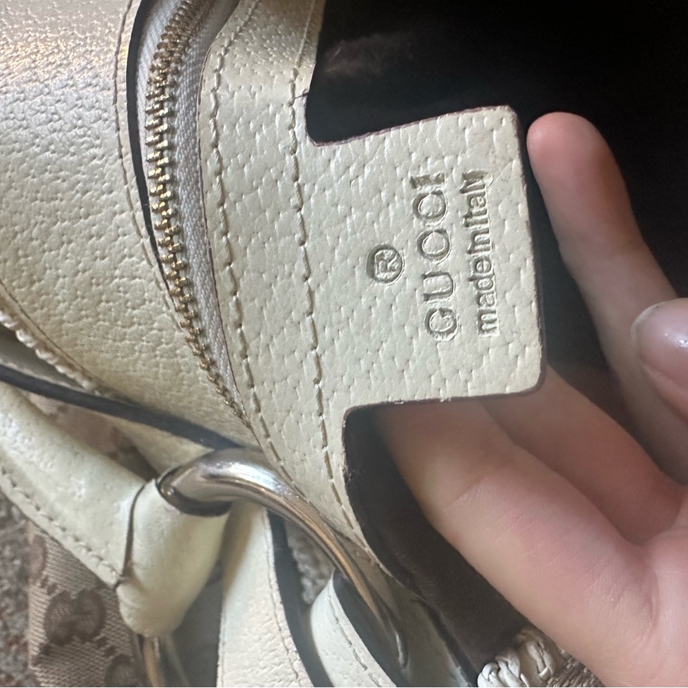 Gucci Tan Monogram Hobo Bag - LARGE - Picture 5 of 14